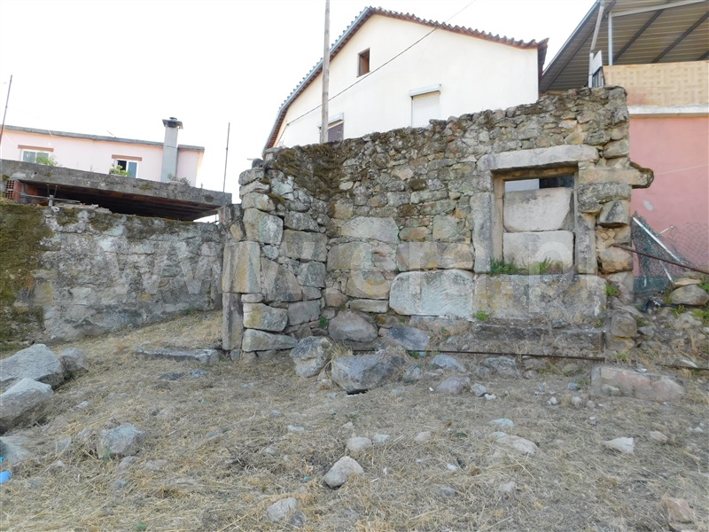 Terreno com ruina  Seia, Paranhos - 1265880 - 5