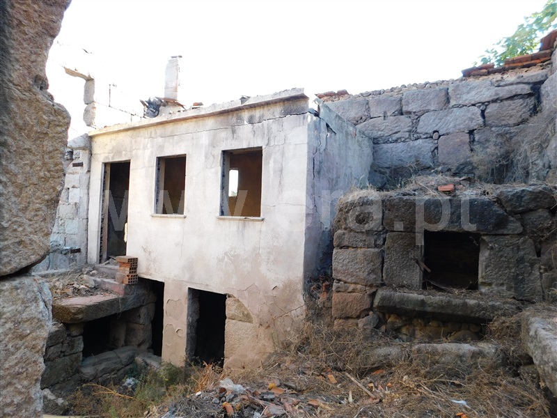 Terreno com ruina  Seia, Paranhos - 1265880 - 20