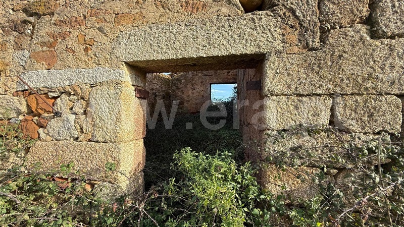 Terreno com ruina  Seia, Sameice e Santa Eulália - 1487458 - 7