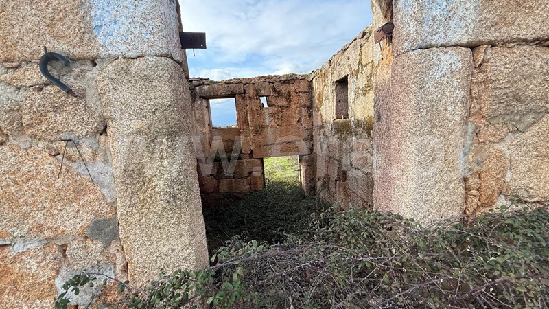 Terreno com ruina  Seia, Sameice e Santa Eulália - 1487458 - 11
