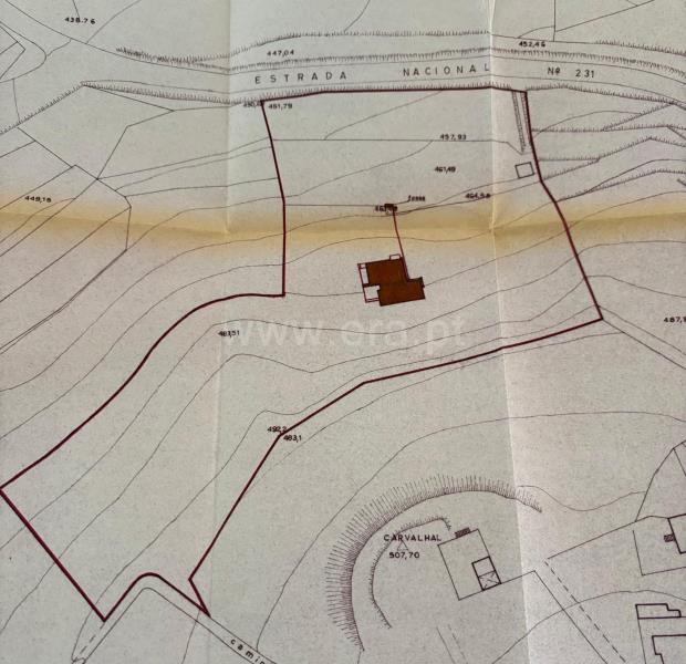 Terreno com ruina / Seia, Seia, São Romão e Lapa dos Dinheiros