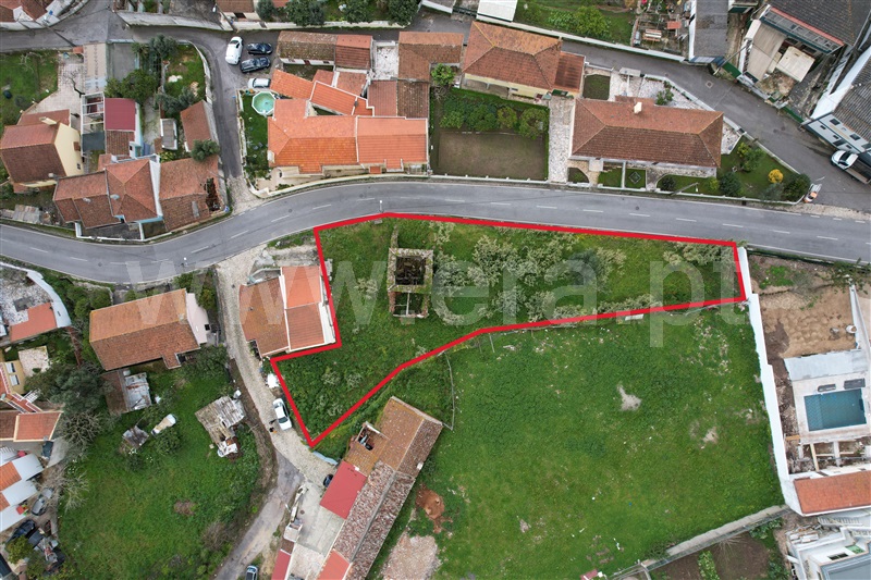 Terreno com ruina / Sintra, Cacém e São Marcos