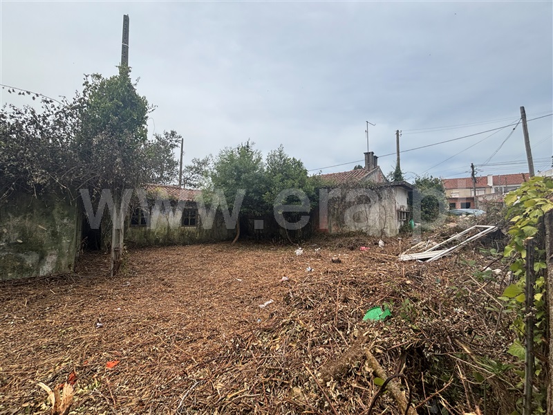 Terreno com ruina  com Urbano Sintra, Queluz e Belas - 1481443 - 5