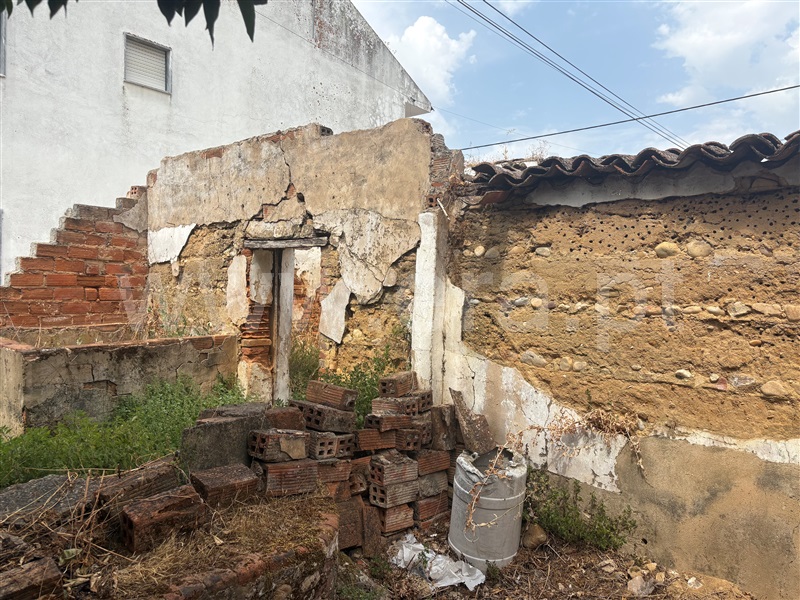 Terreno com ruina T2 Abrantes, Pego - 1500351 - 5