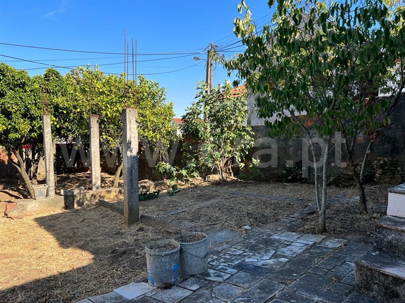 Moradia Isolada T2 Odivelas, Ramada e Caneças - 1336043 - 1