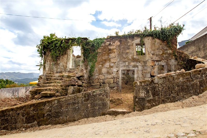 Terreno com ruina T2 com Urbano Vila Nova de Cerveira, Gondarém - 1346309 - 13