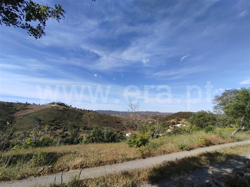 Terreno com ruina  Tavira, Santa Catarina da Fonte do Bispo - 1404666 - 25