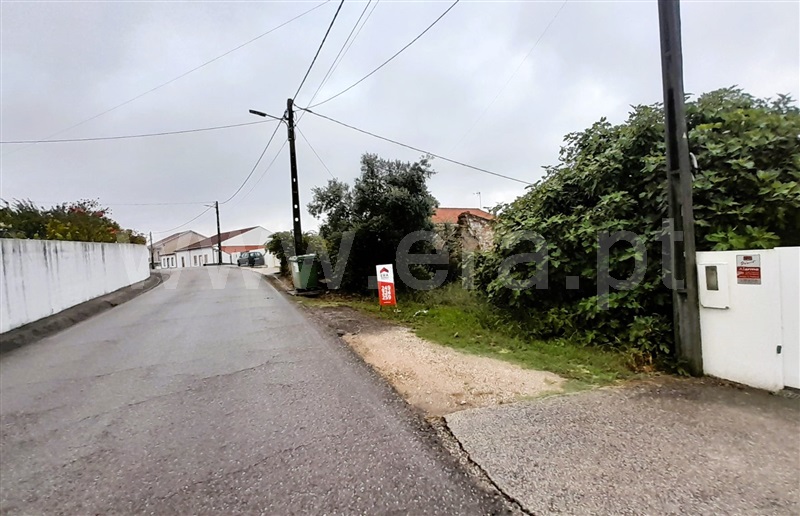 Terreno com ruina / Tomar, São Pedro de Tomar
