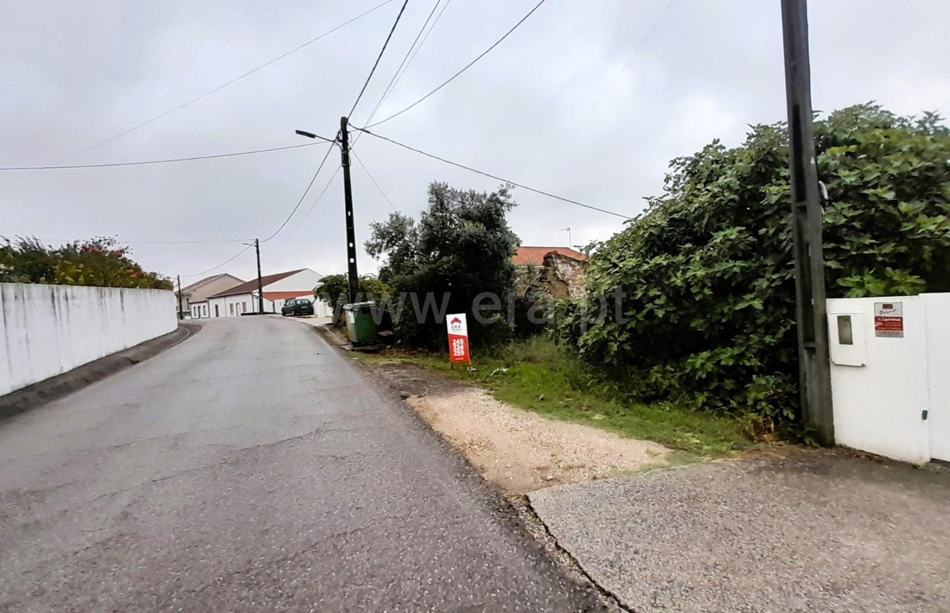 Land for sale in Tomar, Portugal — €59,900