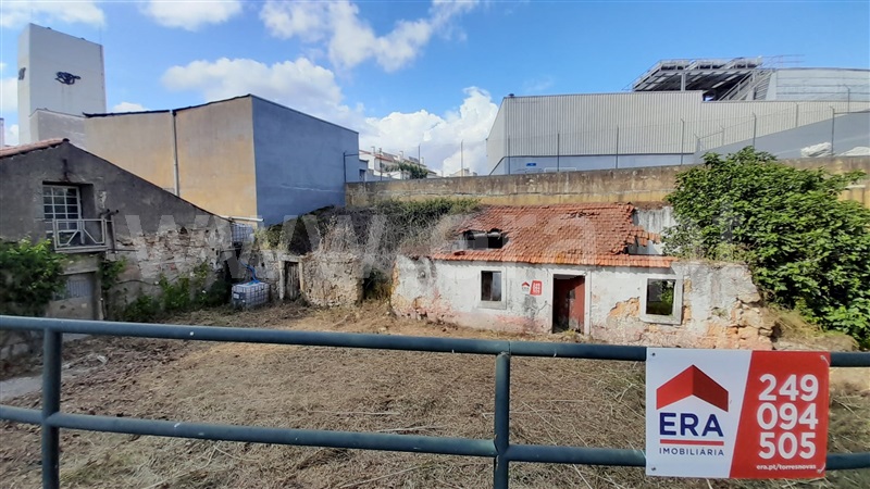 Terreno com ruina  Torres Novas, Torres Novas (Santa Maria, Salvador e Santiago) - 1039790 - 3