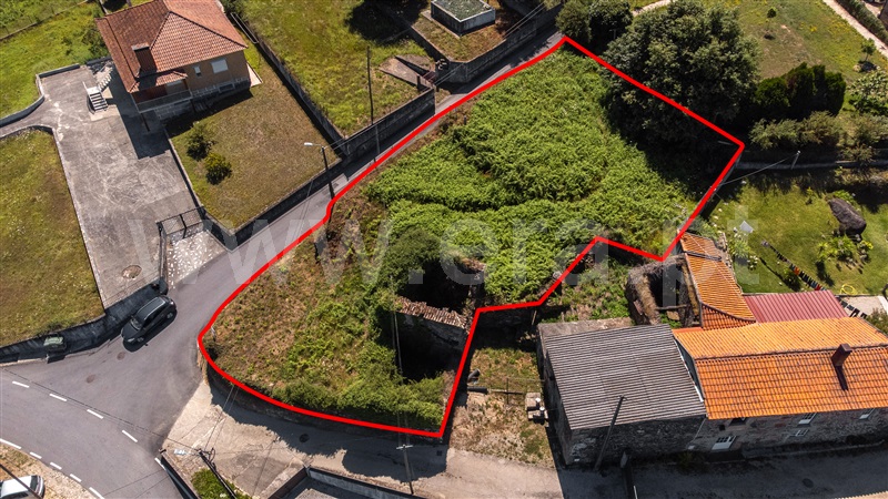 Terreno com ruina T2 Vila Nova de Cerveira, Cornes - 1336617 - 8
