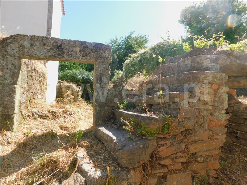 Terreno com ruina  Covilhã, Tortosendo - 1178177 - 4