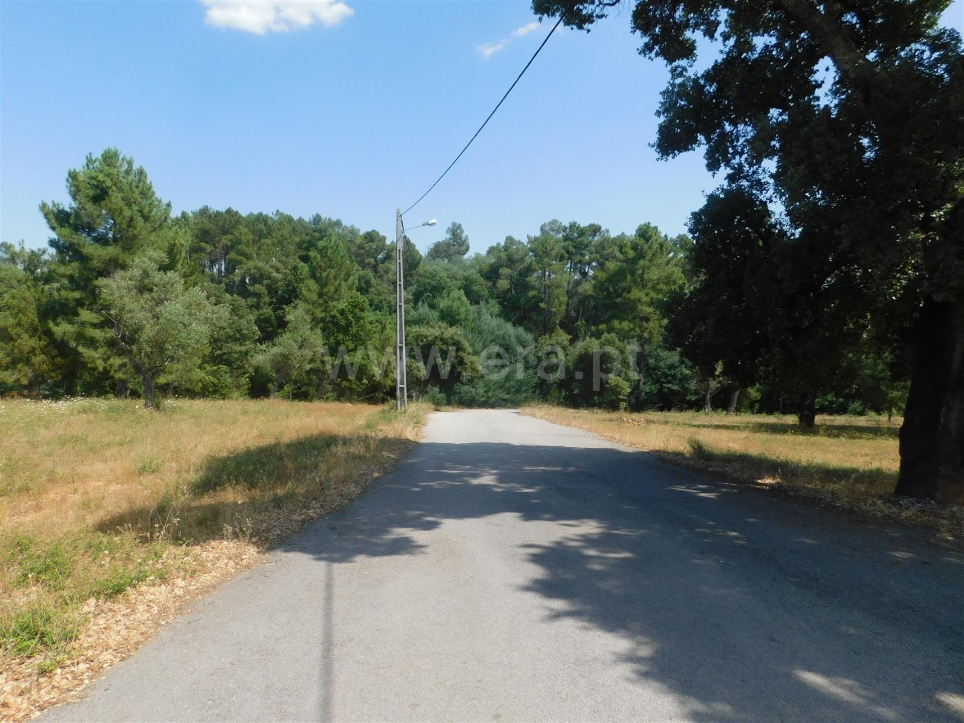 Land for sale in Covilhã, Portugal — €180,000