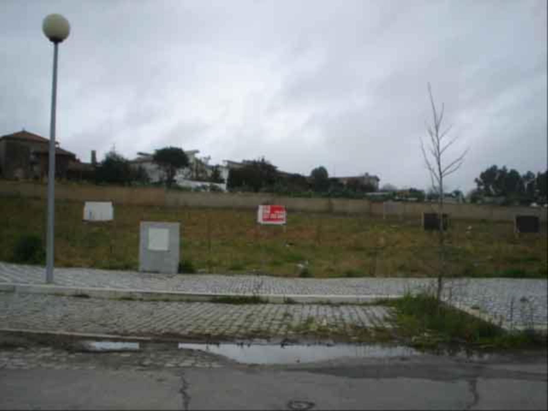 Land for sale in Espinho, Portugal — €70,000