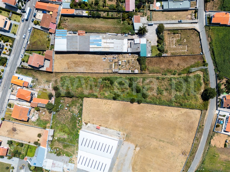 Terreno / Espinho, Paramos