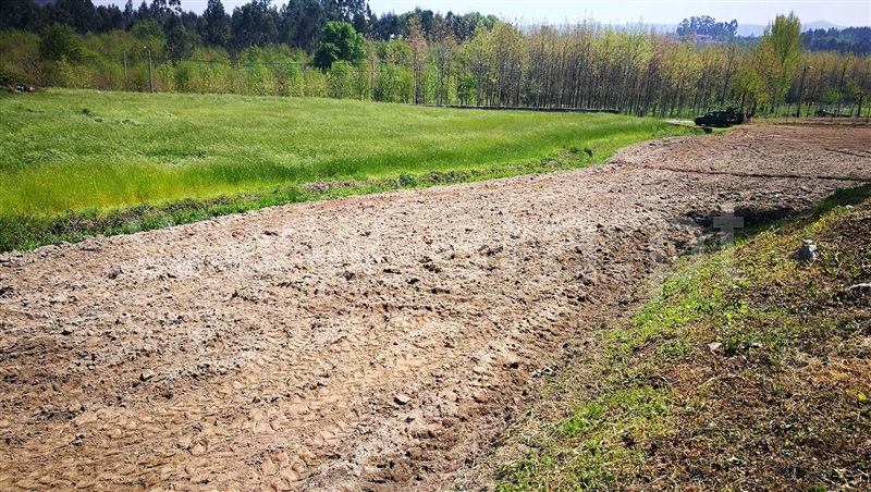 Terreno / Fafe, Estorãos