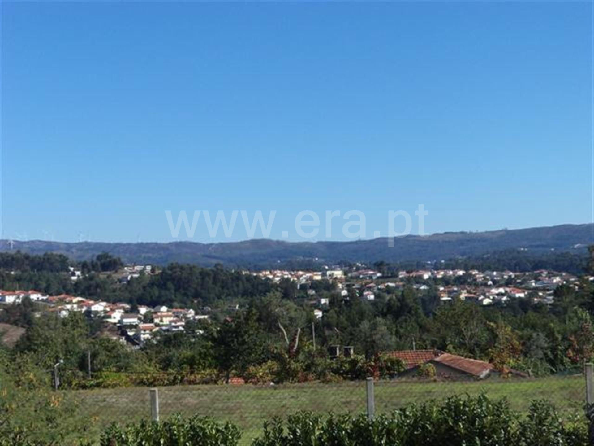 Land for sale in Fafe, Portugal — €77,500