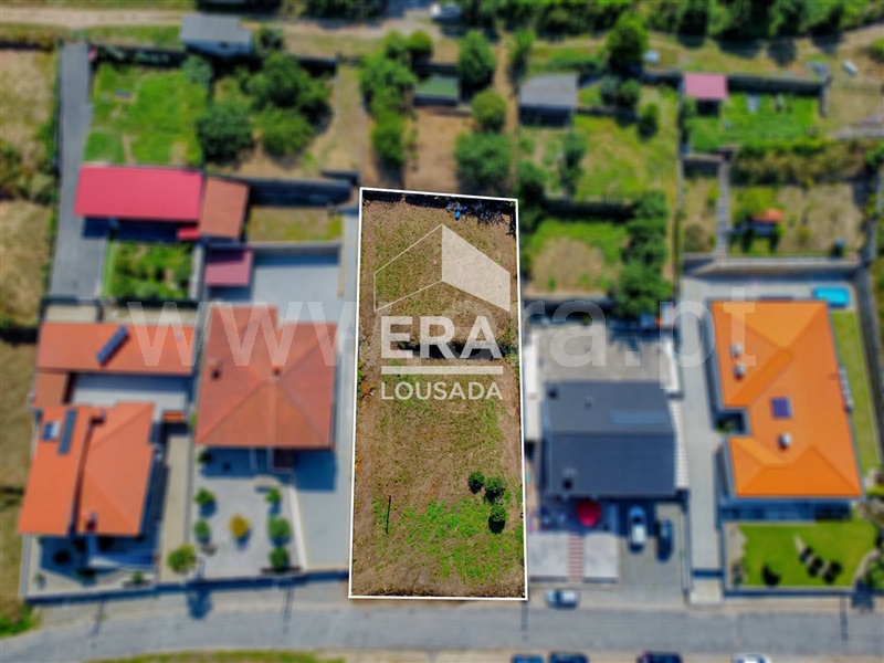 Terreno / Felgueiras, Idães