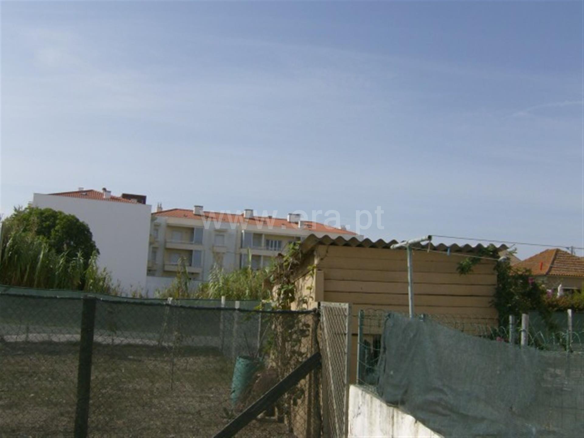 Land for sale in Figueira da Foz, Portugal — €75,000