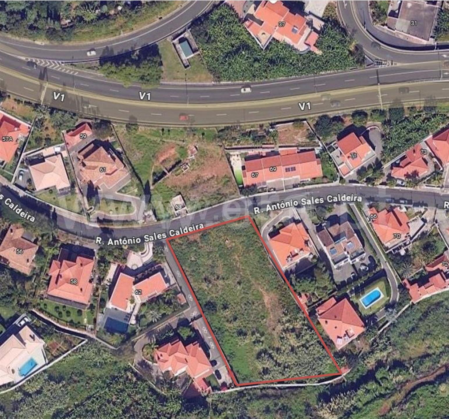 Land for sale in Funchal, Portugal — €725,000