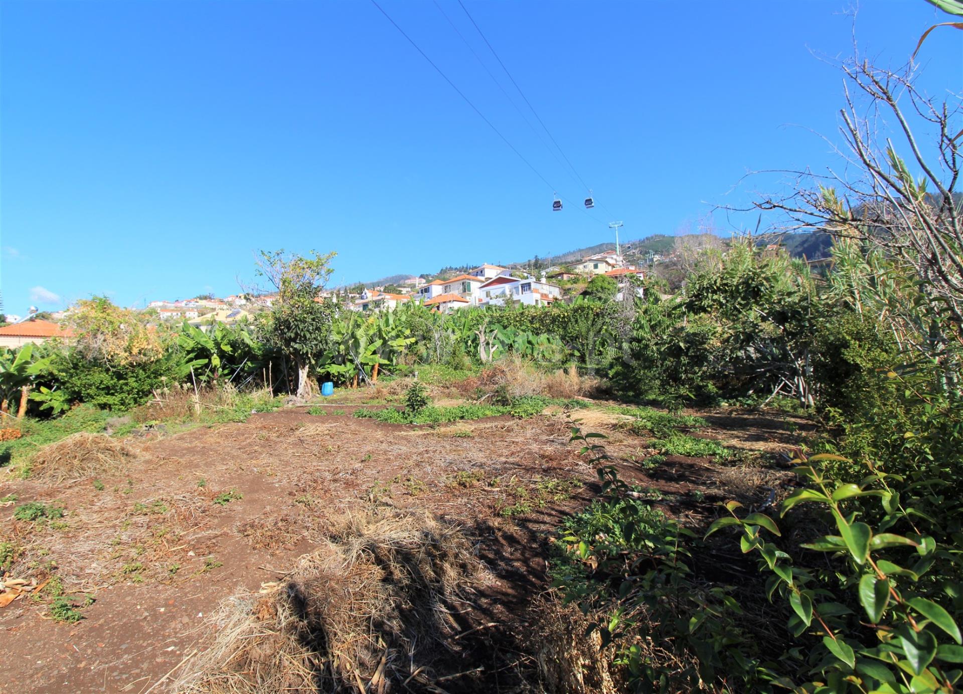 Land for sale in Funchal, Portugal — €450,000