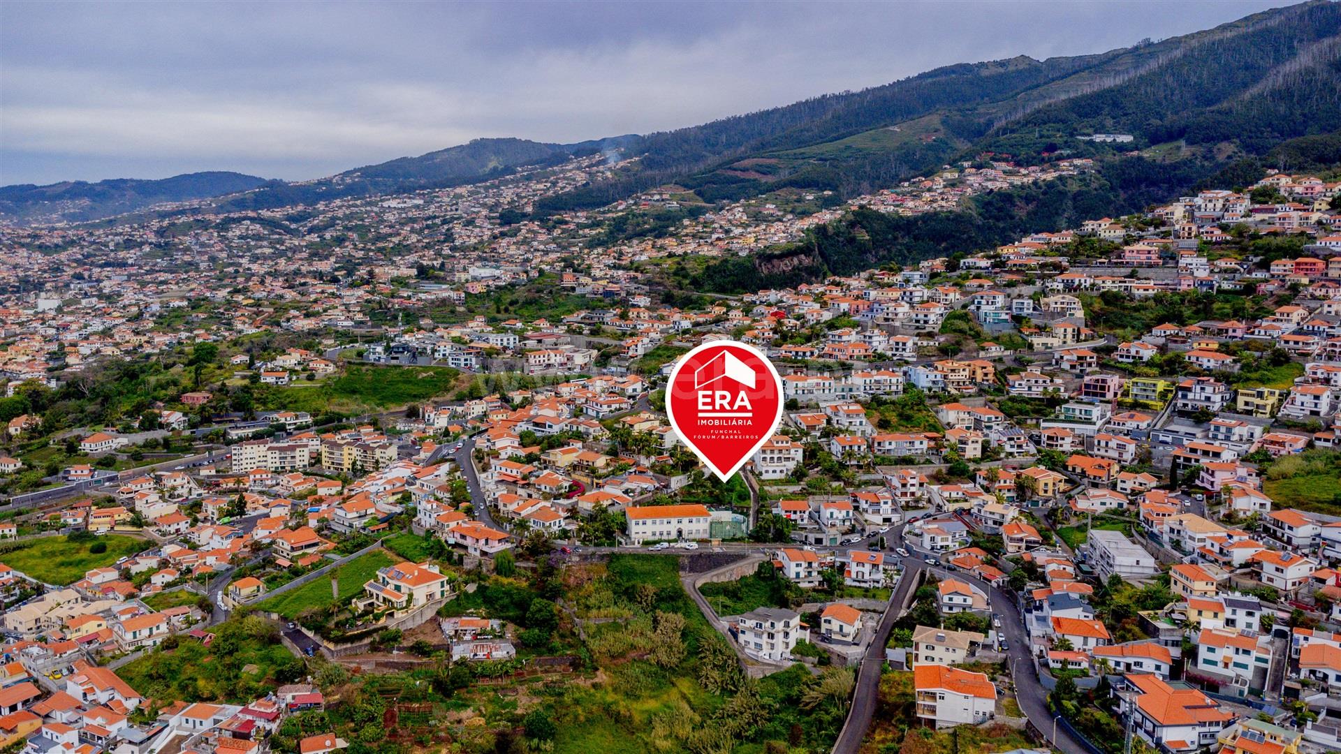 Land for sale in Funchal, Portugal — €90,000