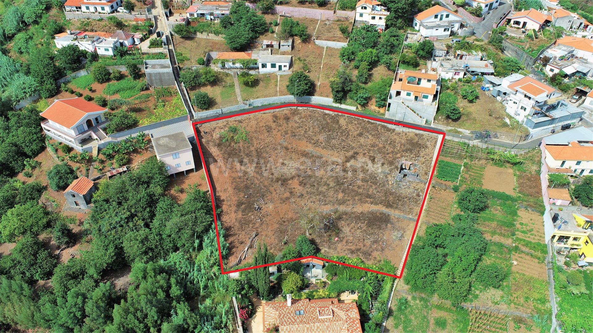 Land for sale in Funchal, Portugal — €155,000