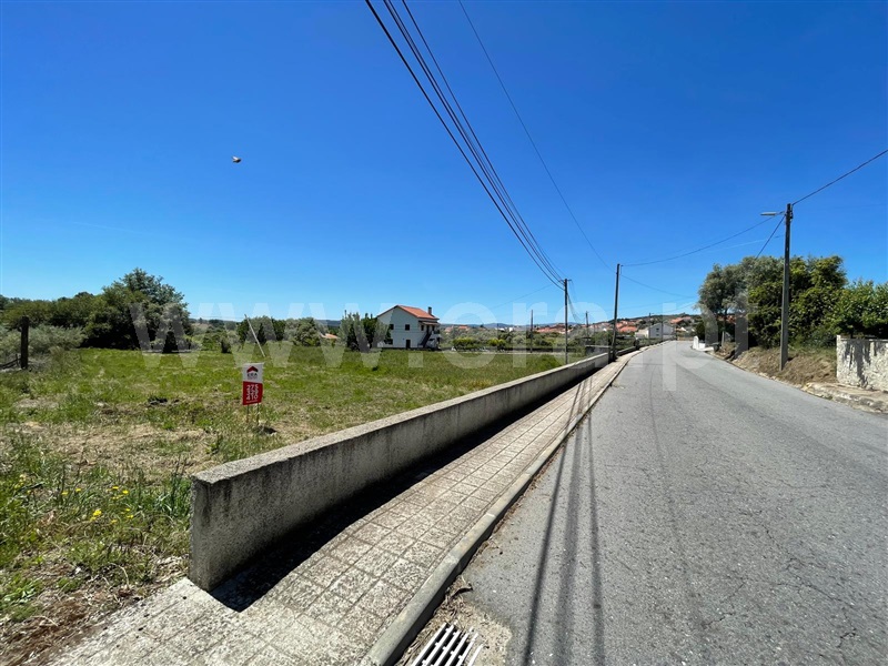 Terreno / Fundão, Escarigo