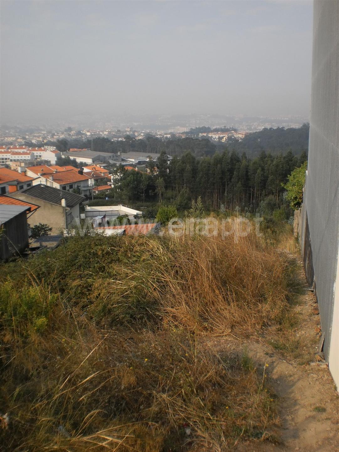 Land for sale in Gondomar, Portugal — €130,000