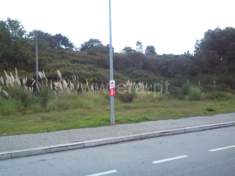 Terreno / Gondomar, Rio Tinto - Estação