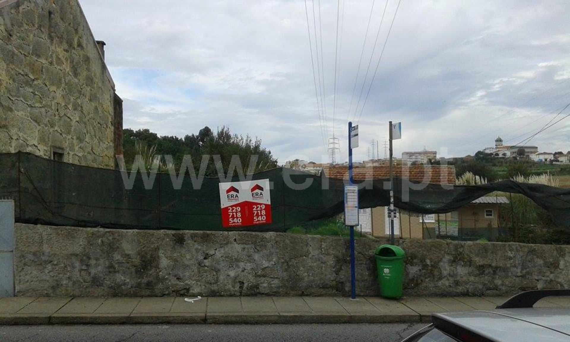 Land for sale in Gondomar, Portugal — €75,000
