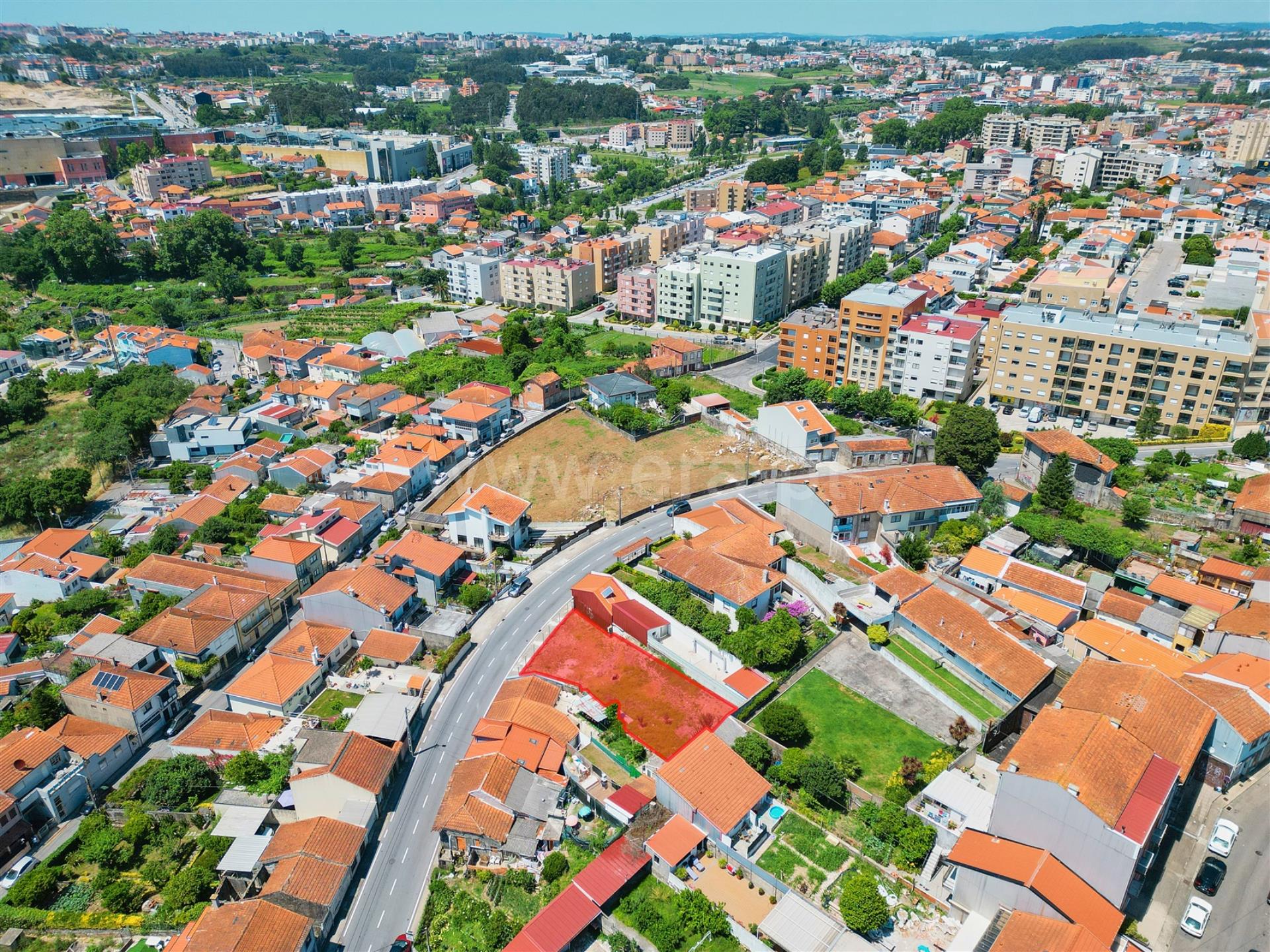 Land for sale in Gondomar, Portugal — €178,000