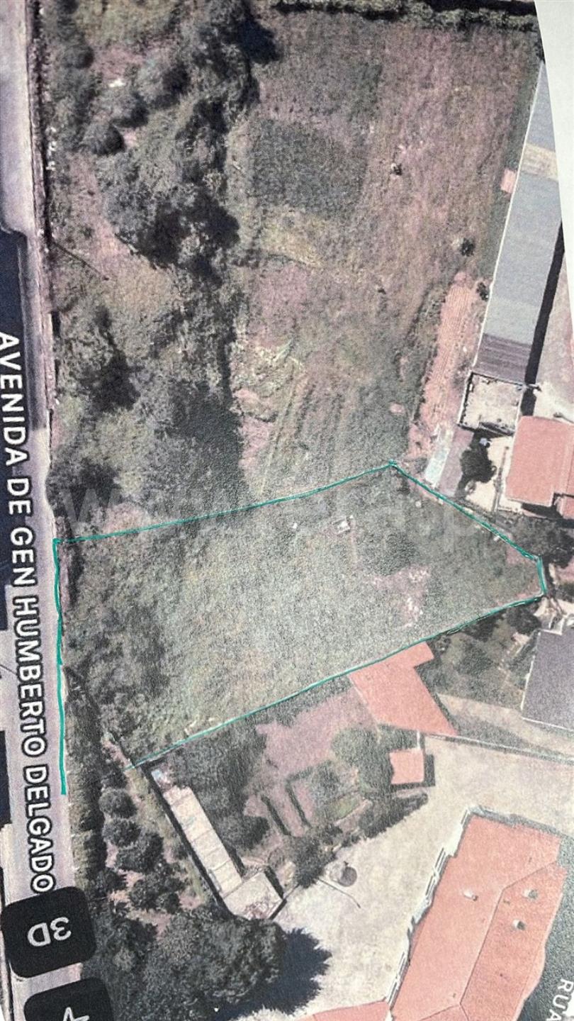 Land for sale in Gondomar, Portugal — €300,000