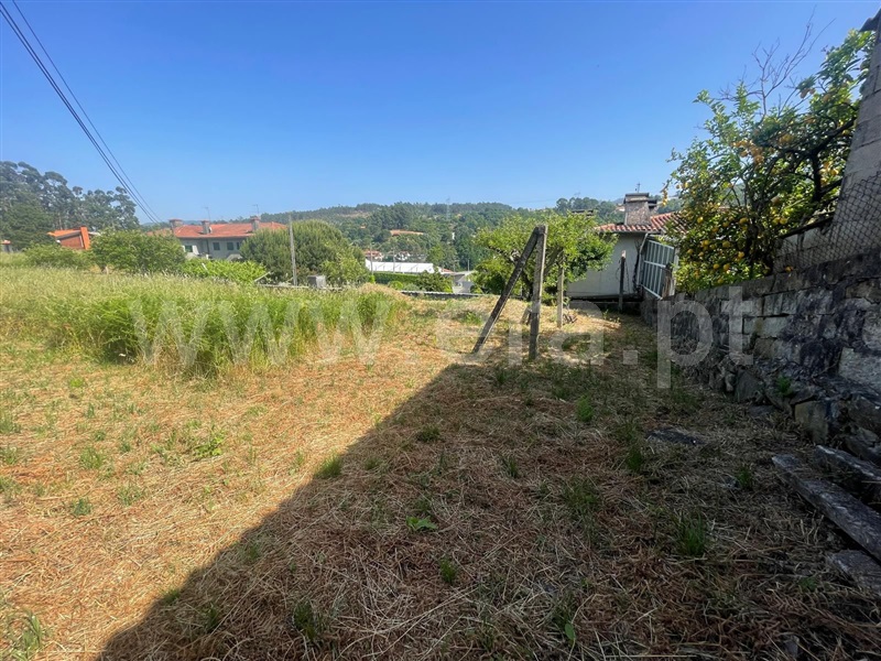 Terreno / Guimarães, Lordelo