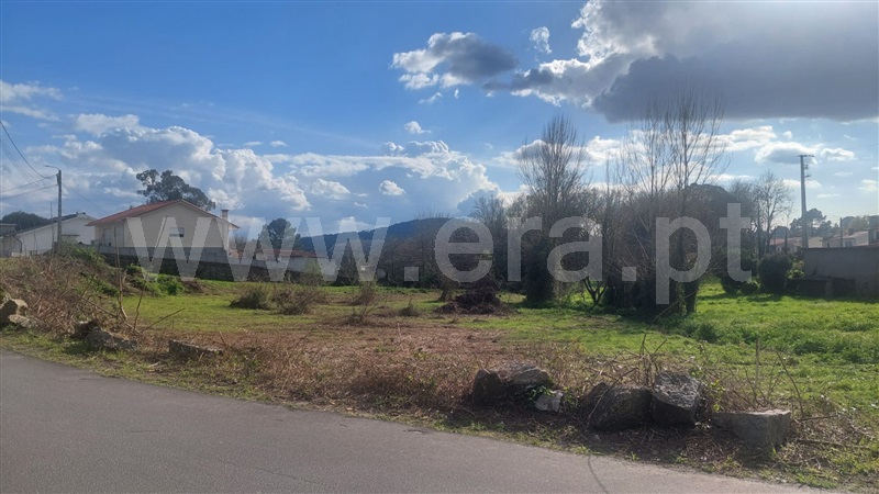 Terreno / Guimarães, Ronfe