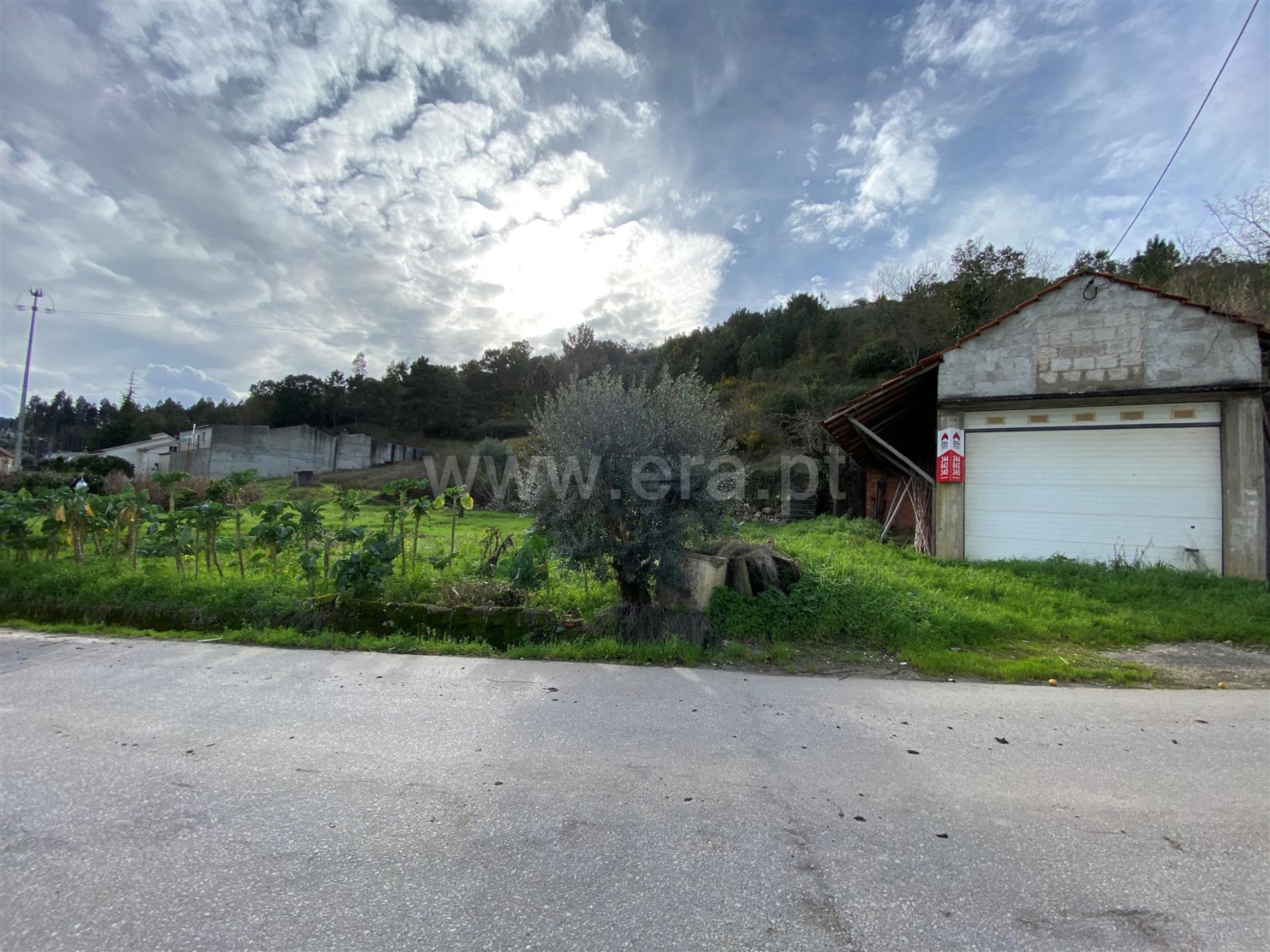 Land for sale in Leiria, Portugal — €75,000