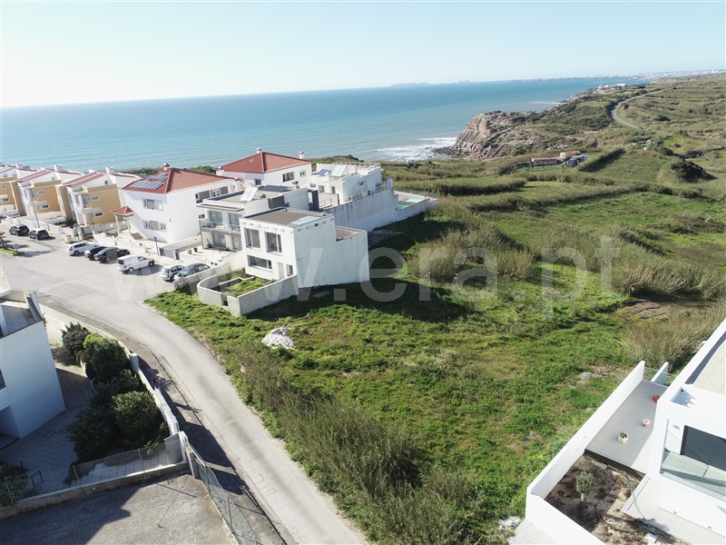 Terreno / Lourinhã, Lourinhã e Atalaia