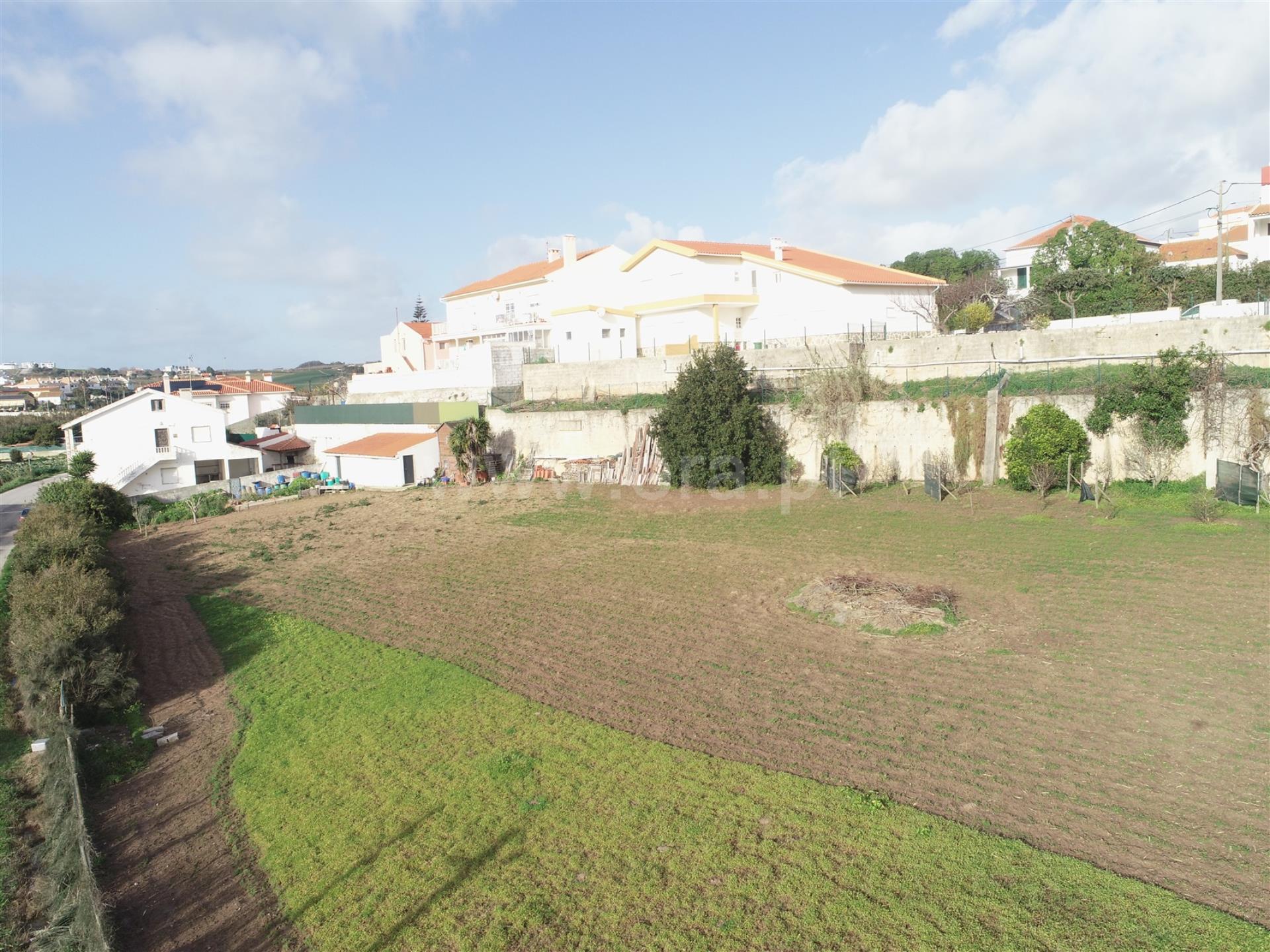 Land for sale in Lourinhã, Portugal — €320,000