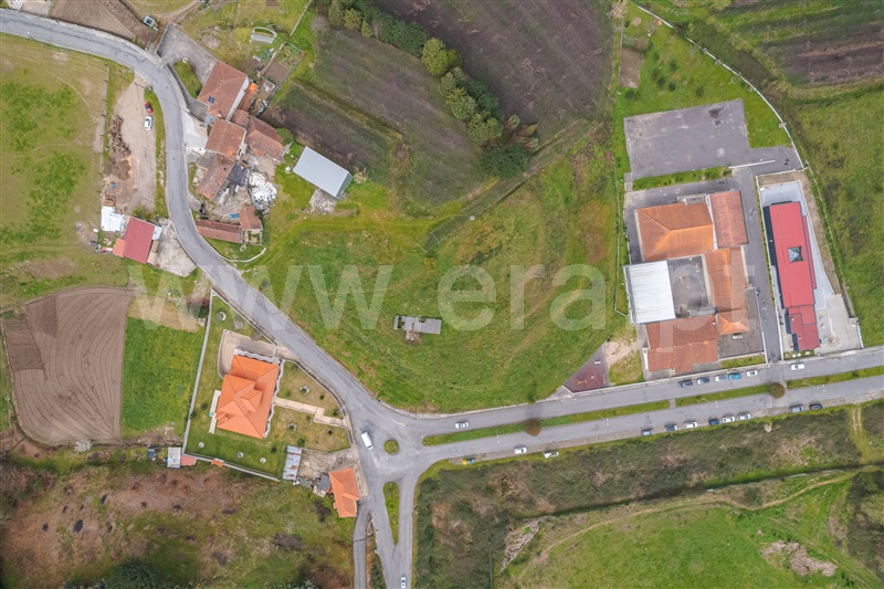 Terreno / Lousada, Figueiras e Covas