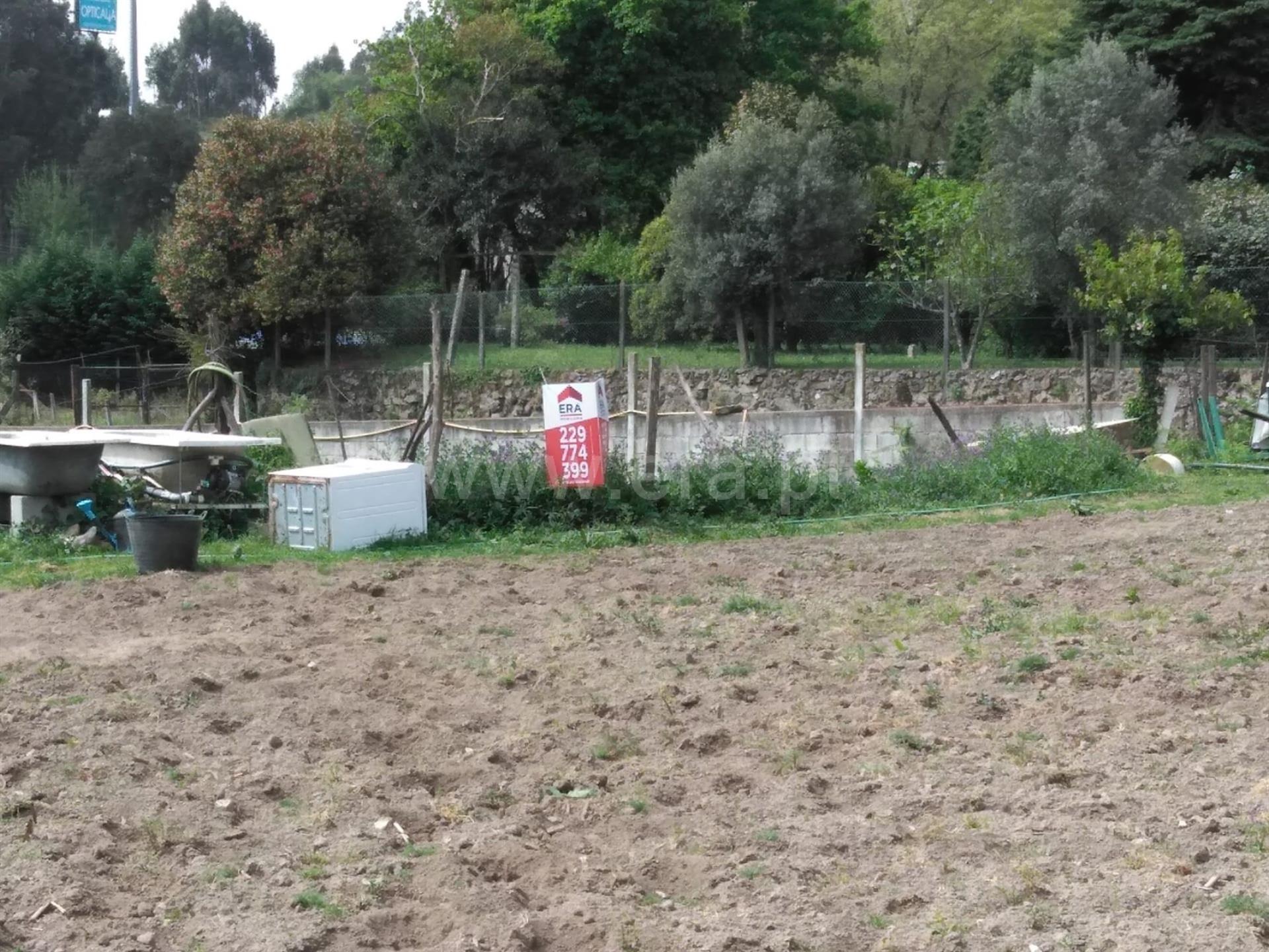 Land for sale in Maia, Portugal — €190,000