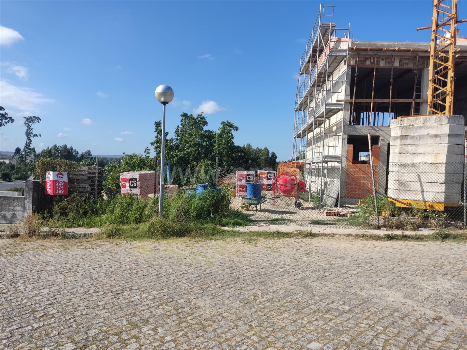 Land for sale in Maia, Portugal — €67,000