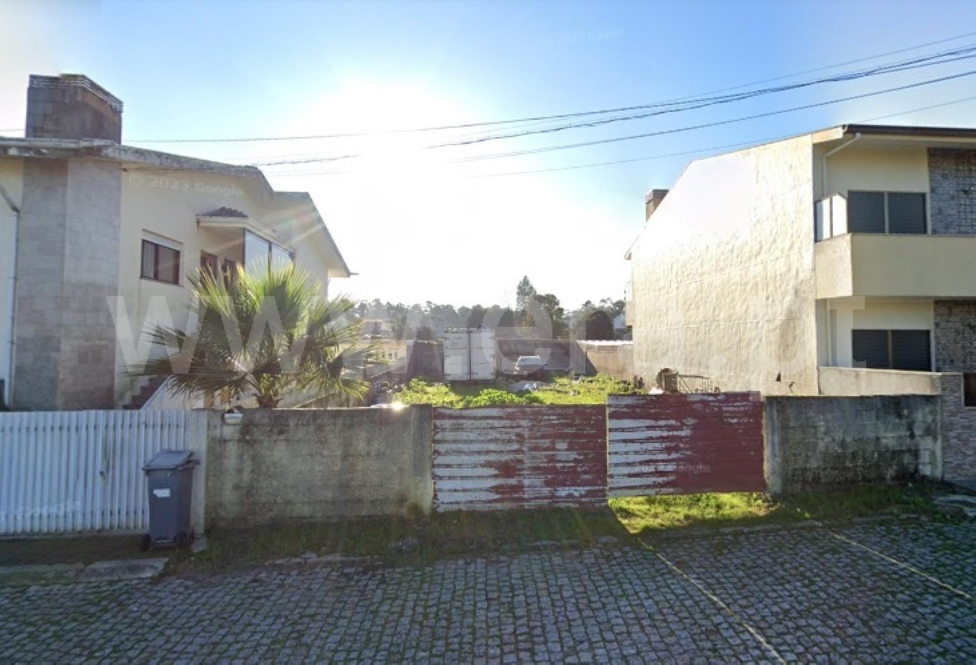 Land for sale in Maia, Portugal — €88,600