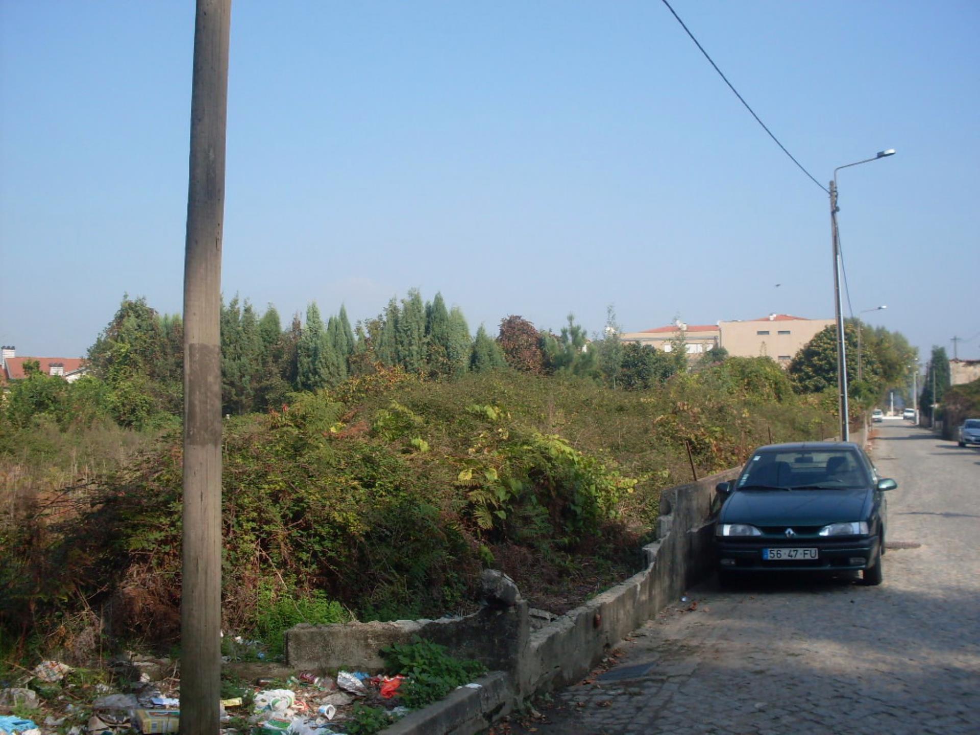Land for sale in Maia, Portugal — €200,000