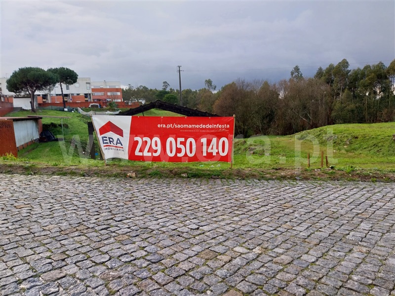 Terreno / Maia, Maia