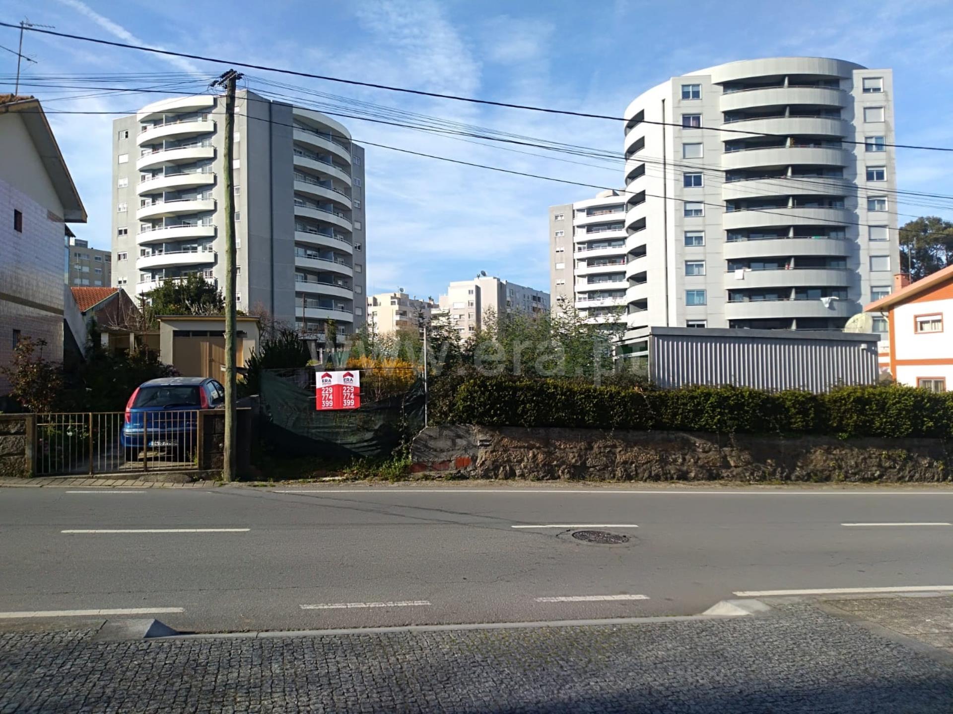 Land for sale in Maia, Portugal — €320,000