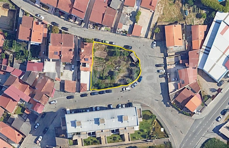 Terreno / Maia, Pedrouços