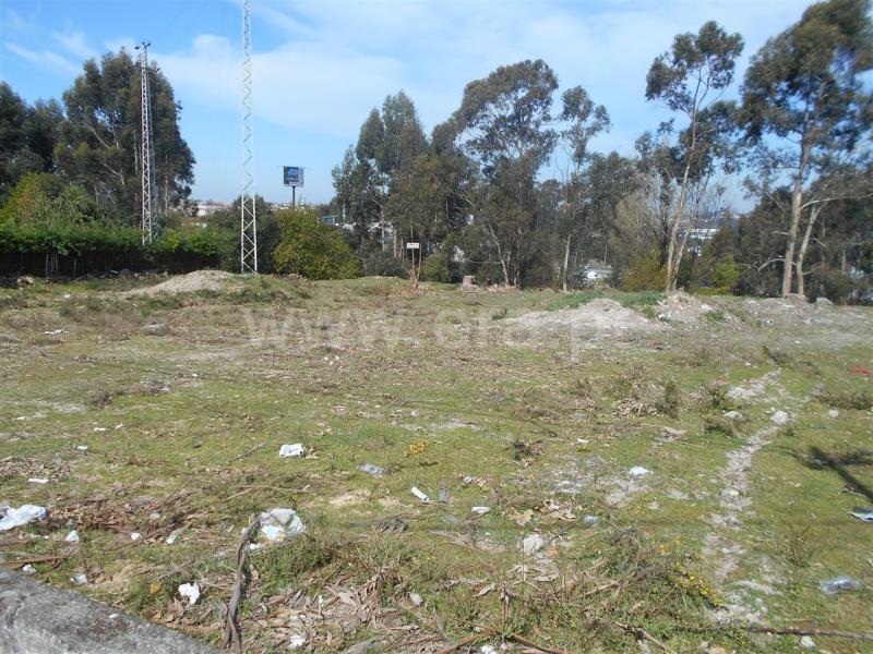 Terreno / Maia, Pedrouços