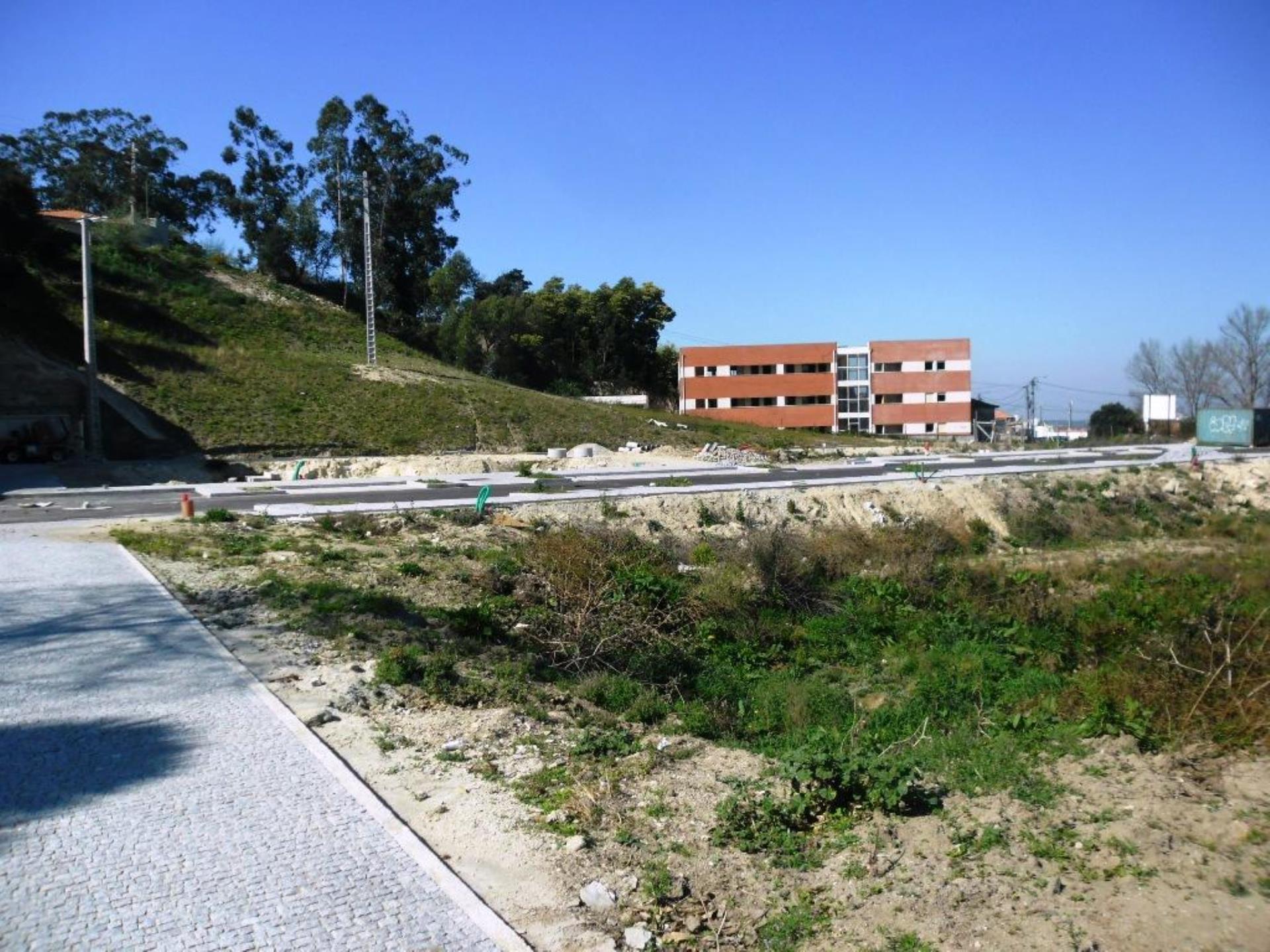 Land for sale in Maia, Portugal — €160,000