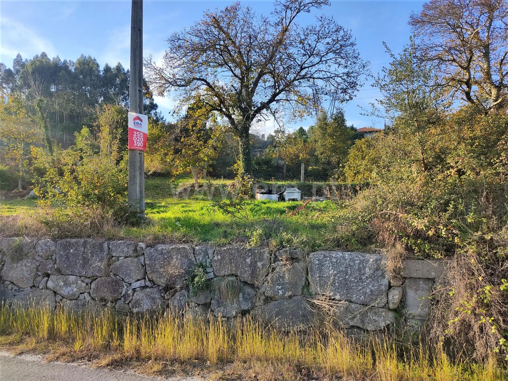 Land for sale in Marco de Canaveses, Portugal — €89,500