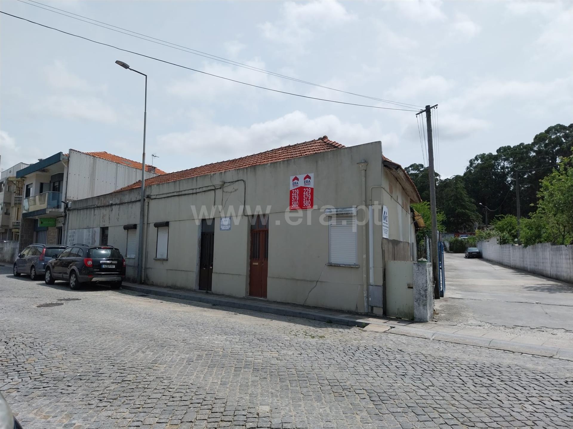 Land for sale in Matosinhos, Portugal — €585,000